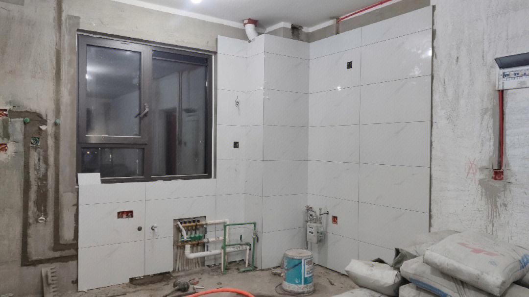 厨房墙面瓷砖鼓了怎样处理(厨房墙面瓷砖鼓了怎样处理?) 厨房墙面瓷砖鼓了怎样处理(厨房墙面瓷砖鼓了怎样处理?)